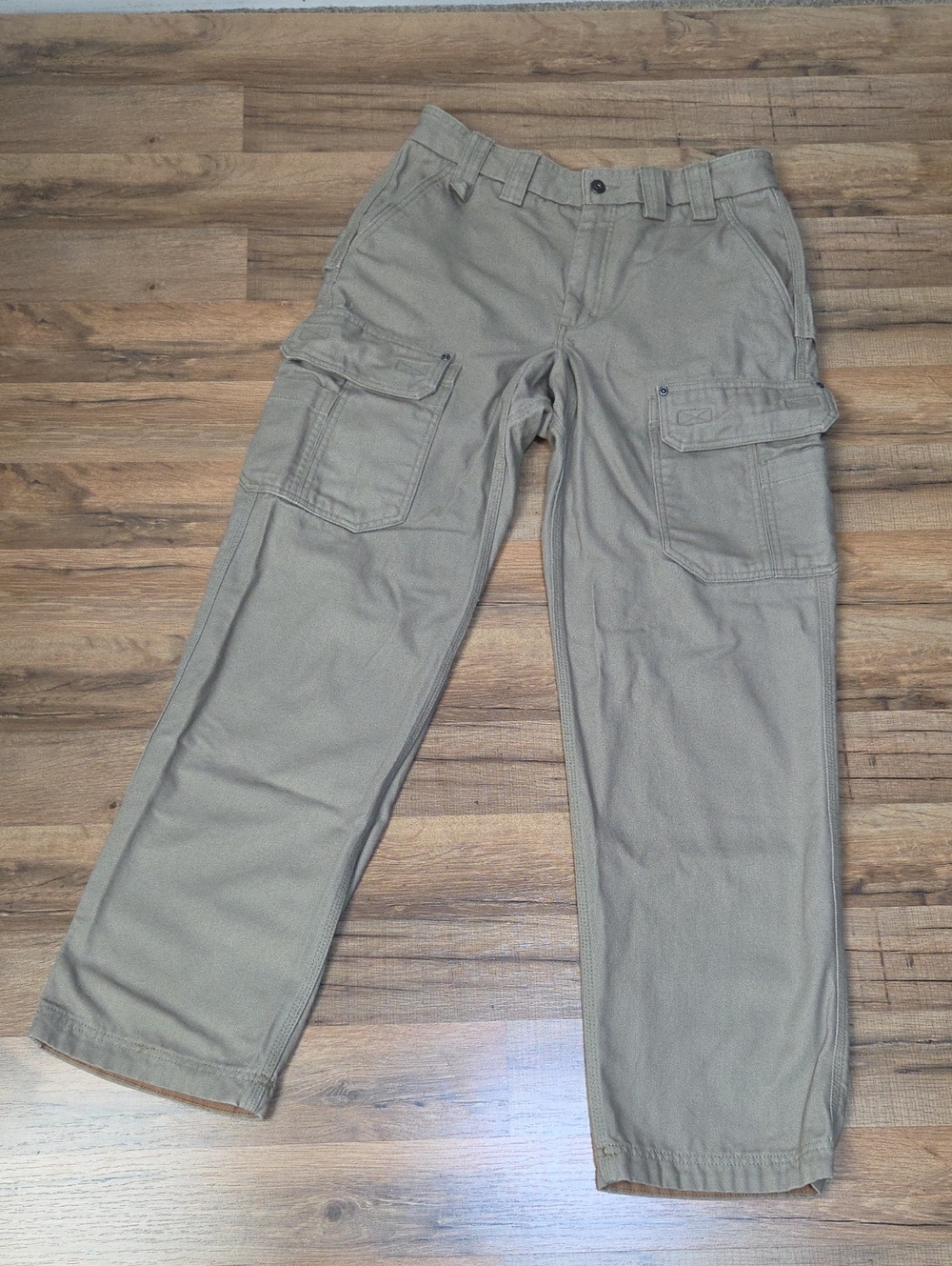 Duluth Trading Co. Men's Heavyweight Relaxed Fit Cotton Cargo Pants in Khaki
